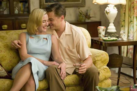 Leonardo DiCaprio y Kate Winslet pareja entre la pasión y la depresión en "Revolutionary Road"